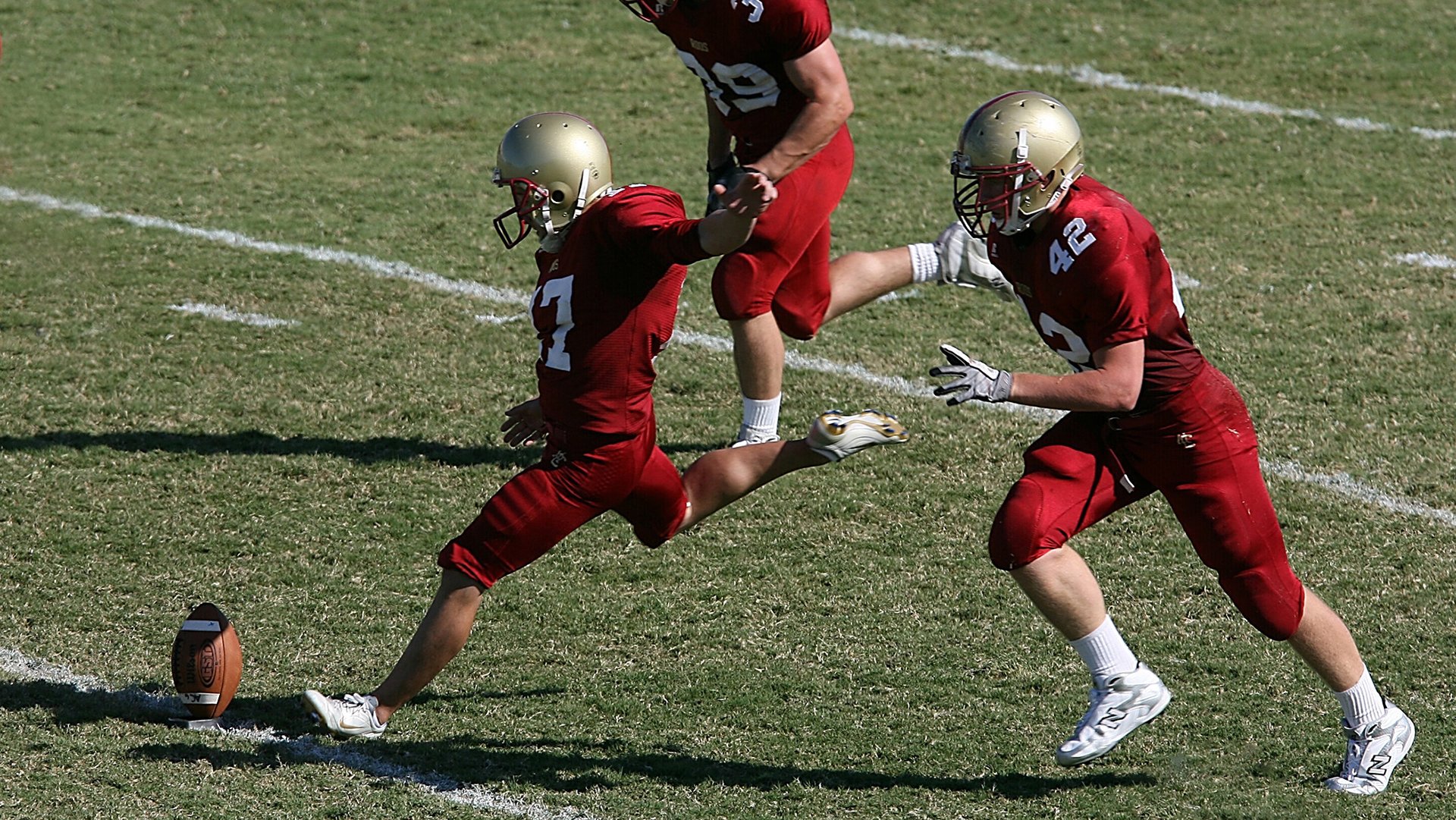 中国足球国家队构建新生代球员价值发展框架，我国足球规划球员